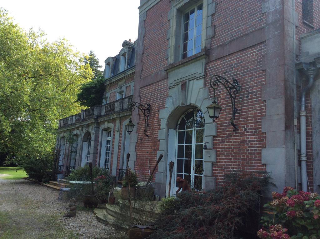 مبيت وإفطار Chateau De Bertreville المظهر الخارجي الصورة