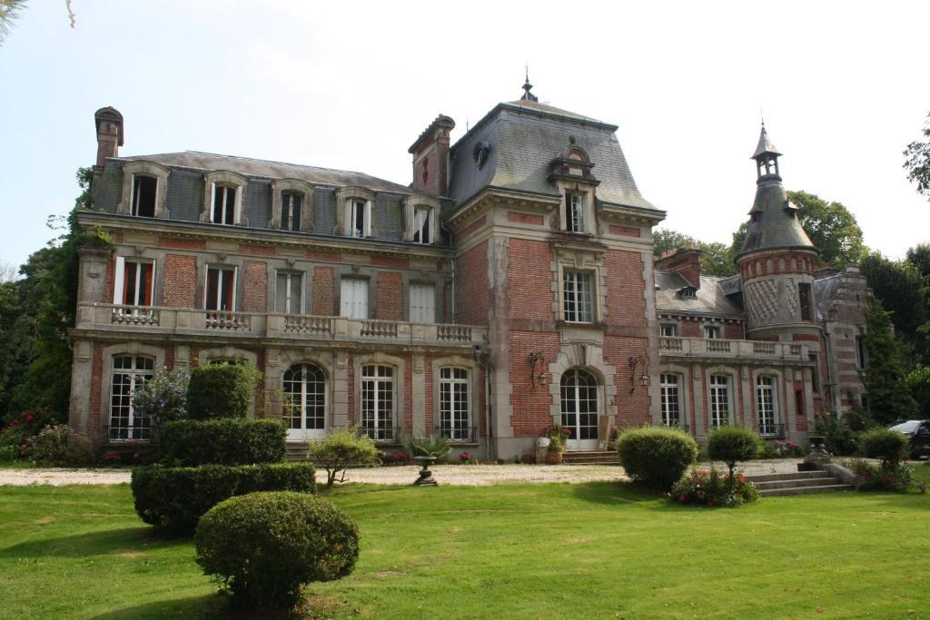مبيت وإفطار Chateau De Bertreville المظهر الخارجي الصورة